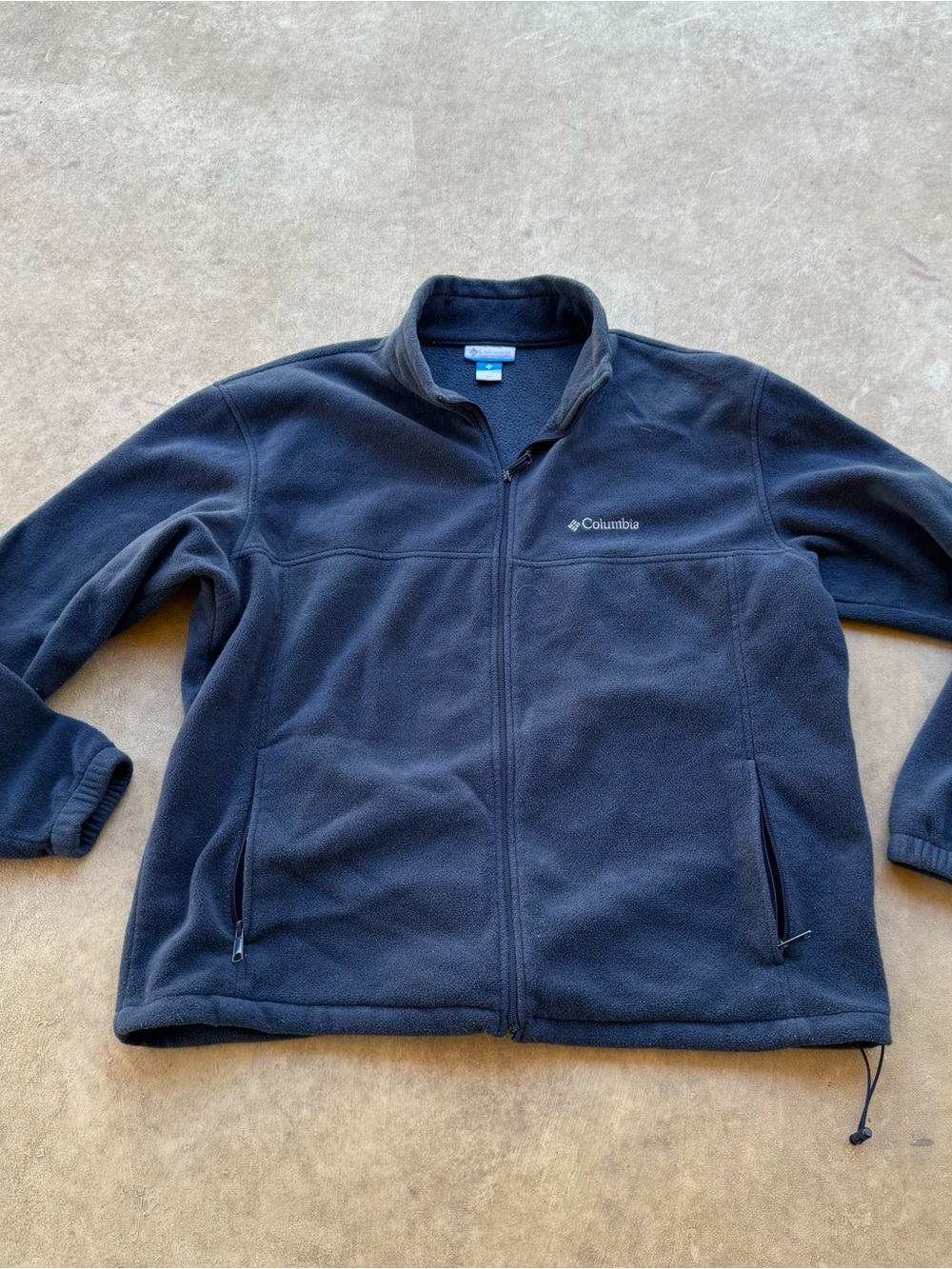Columbia Men’s Navy Full-Zip Lightweight Fleece Jacket